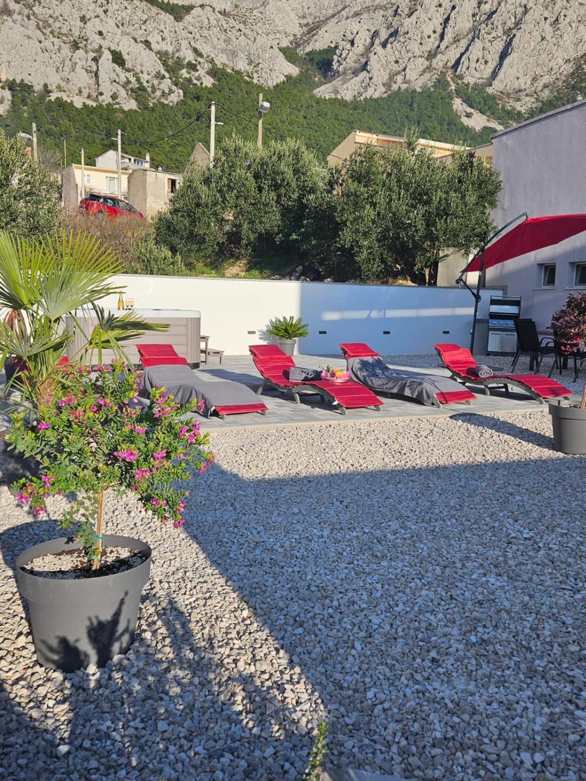 Apartman Koko With Private Jacuzzi Makarska Extérieur photo