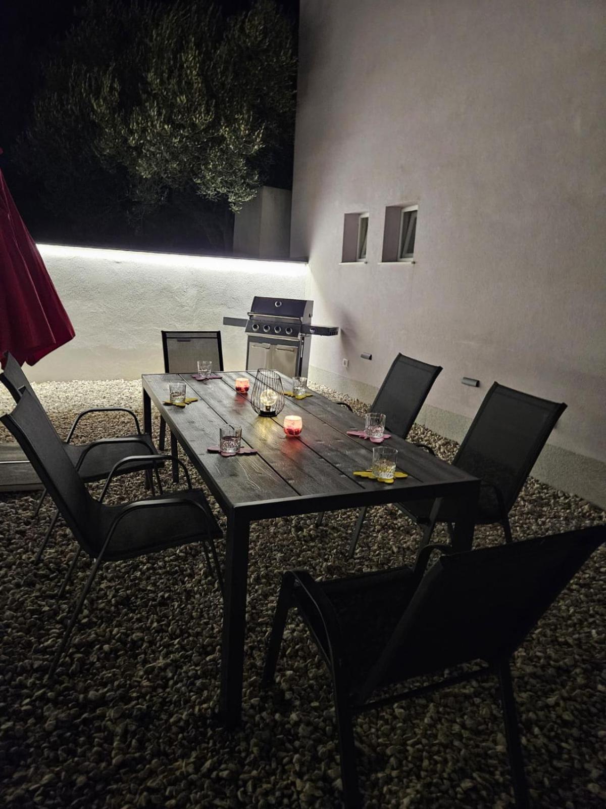 Apartman Koko With Private Jacuzzi Makarska Extérieur photo
