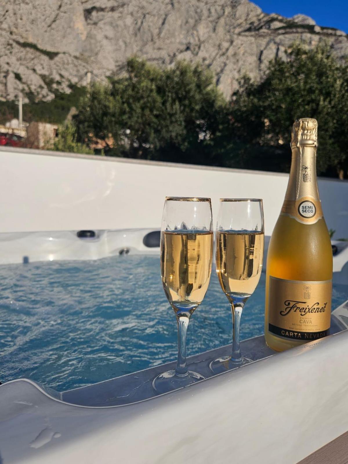 Apartman Koko With Private Jacuzzi Makarska Extérieur photo
