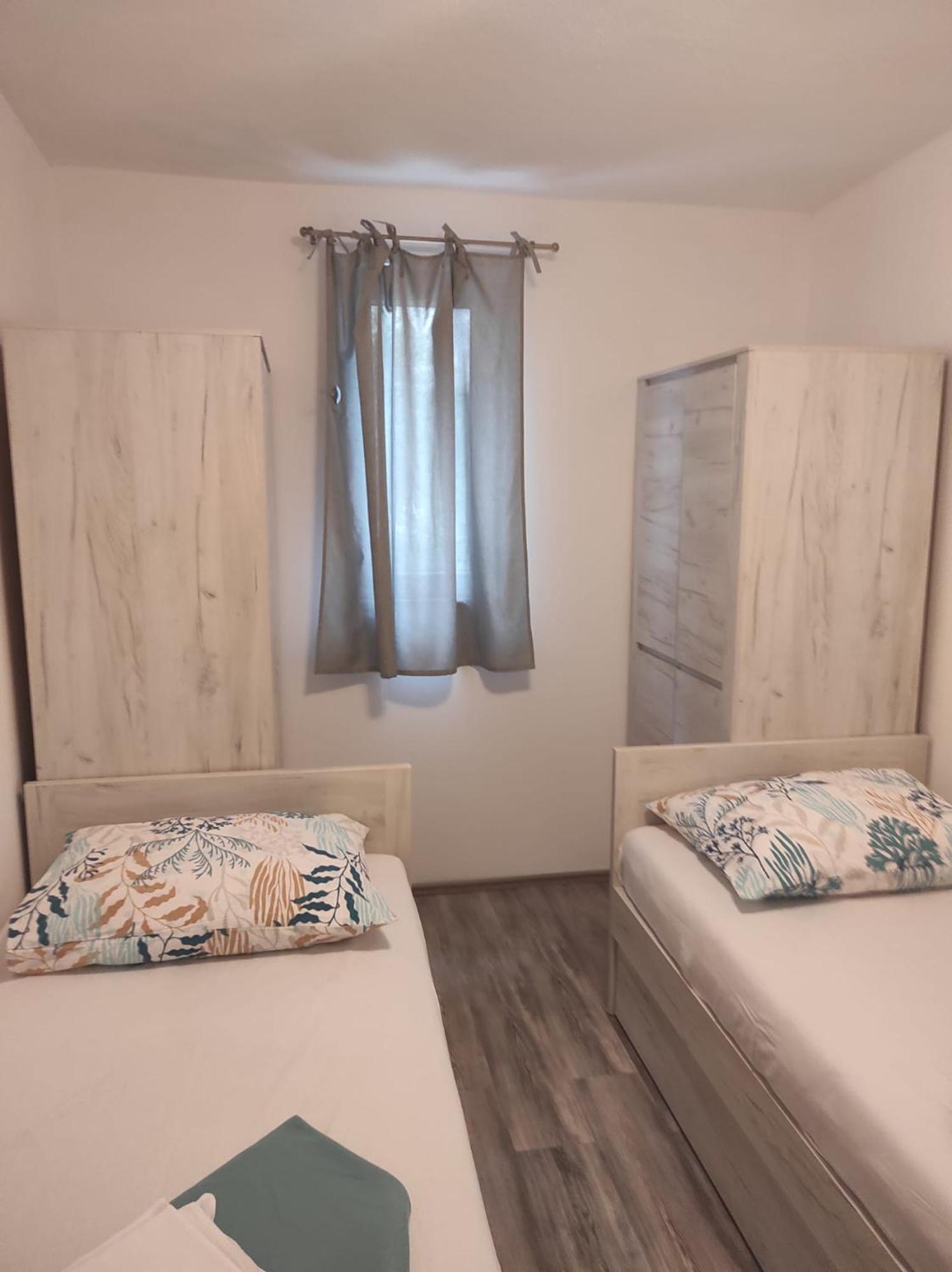 Apartman Koko With Private Jacuzzi Makarska Extérieur photo