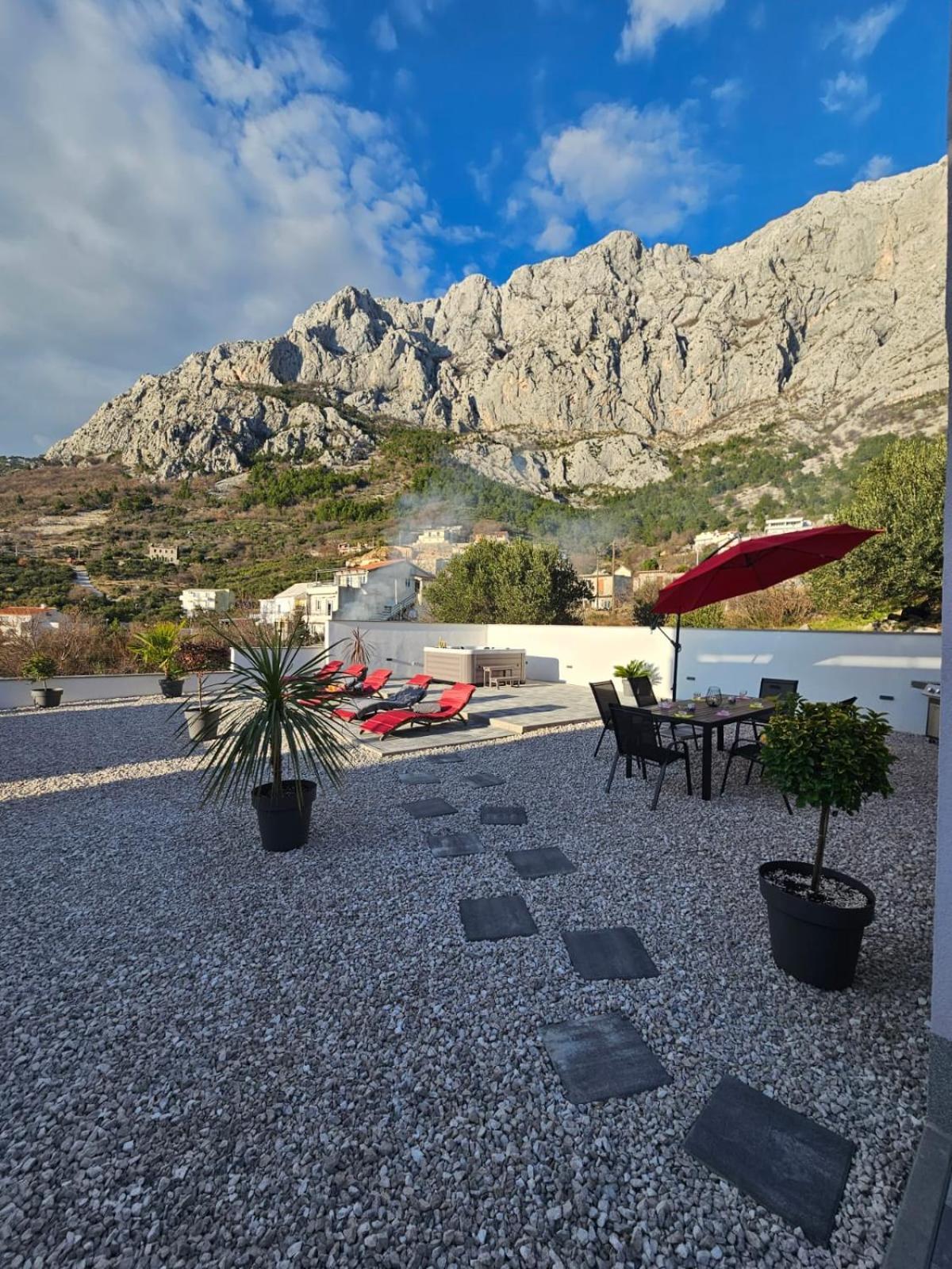 Apartman Koko With Private Jacuzzi Makarska Extérieur photo