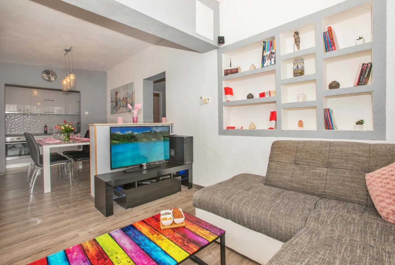 Apartman Koko With Private Jacuzzi Makarska Extérieur photo