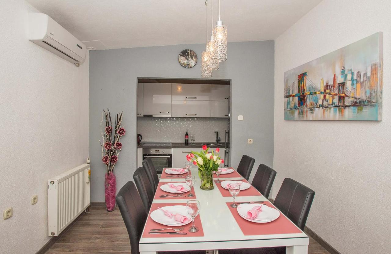 Apartman Koko With Private Jacuzzi Makarska Extérieur photo